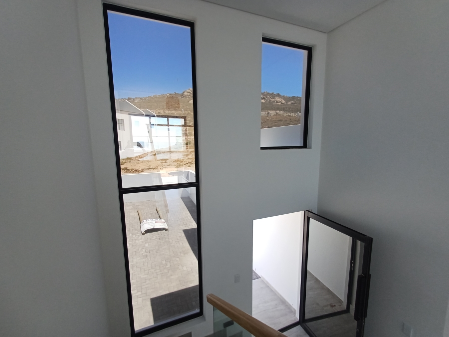 3 Bedroom Property for Sale in St Helena Views Western Cape